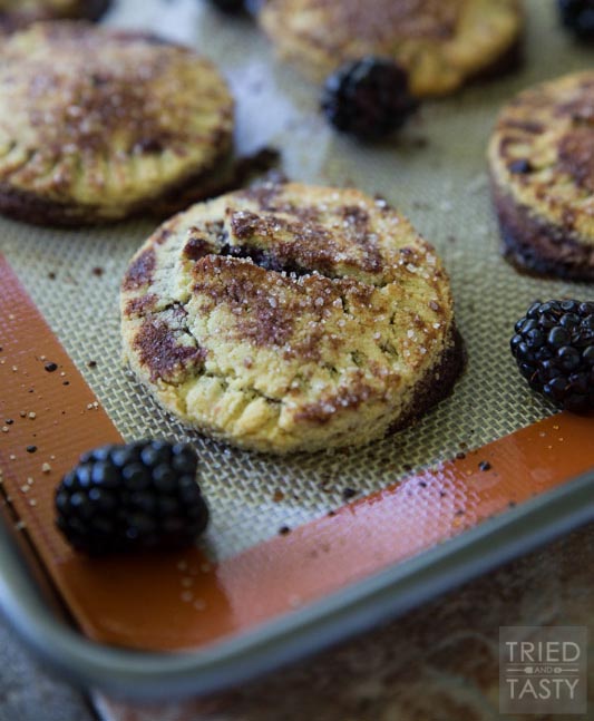 blackberry hand pies