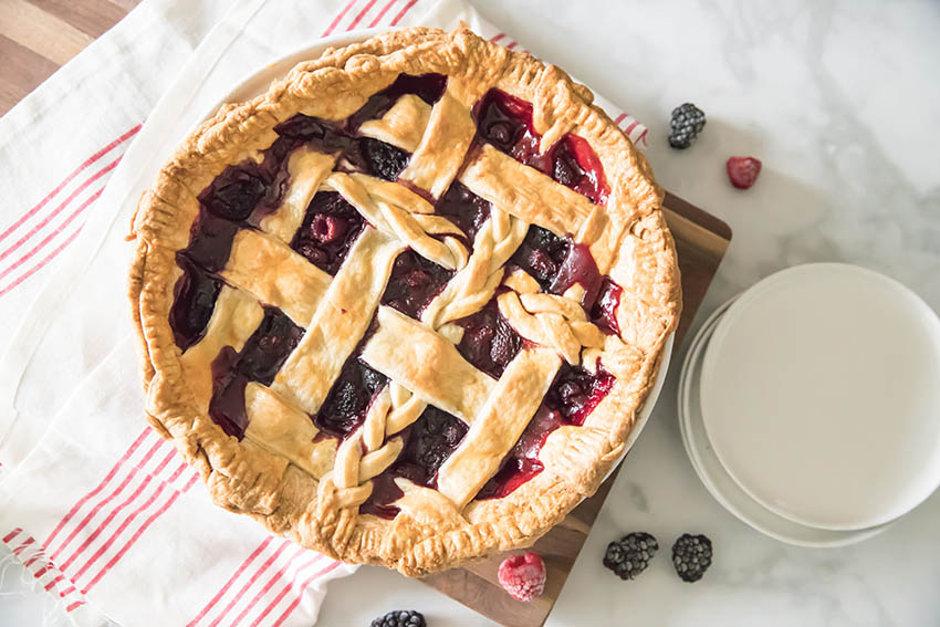 oregon berries mixed berry pie whole pie overhead view