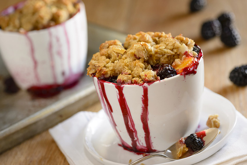 oregon berries peach marionberry crisp